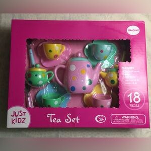 JUST KIDZ 18 PIECE TEA SET